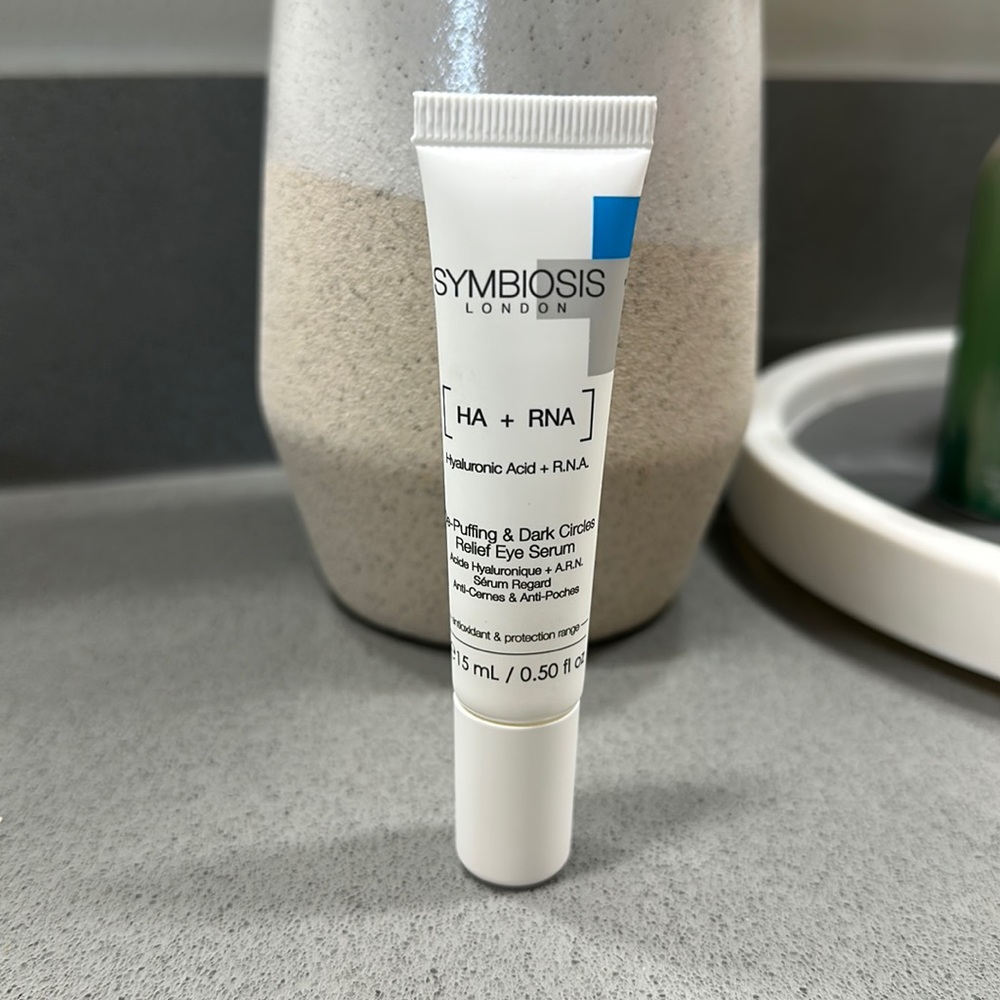 Symbiosis Hyaluronic Acid & RNA Depuffing/Dark Circles Eye Serum!!